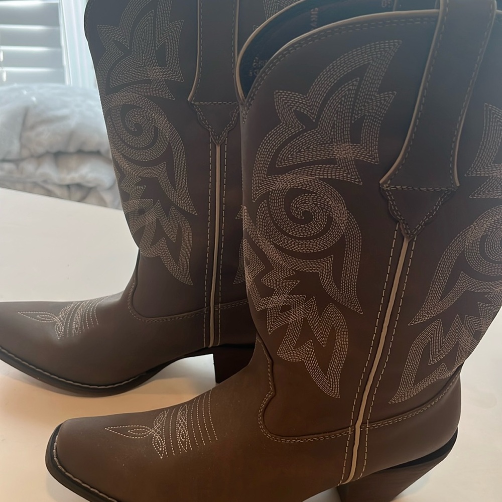 Durango cowgirl boots